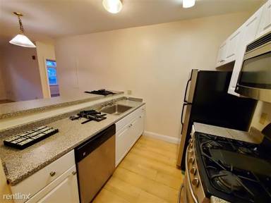 Main picture of 21 Brookline St