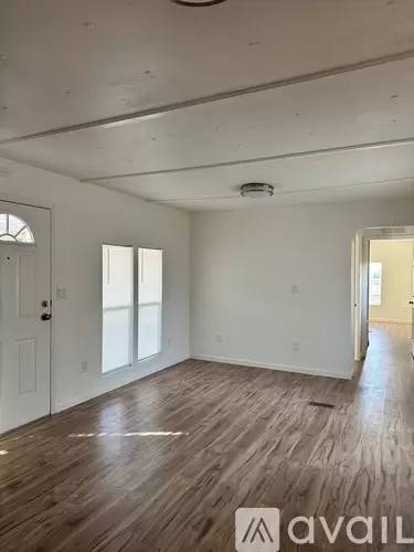 Main picture of 260 S Land Ave