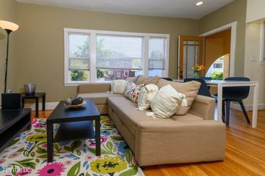 Main picture of 1532 Milvia St