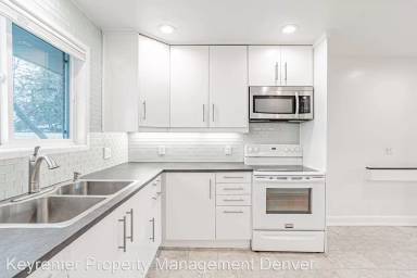 Main picture of 5870 W 5th Ave