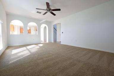 Main picture of 325 Fairfield Dr