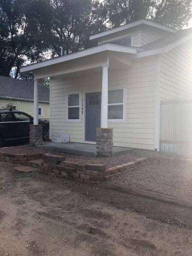 Main picture of 716 Arcadia Pl