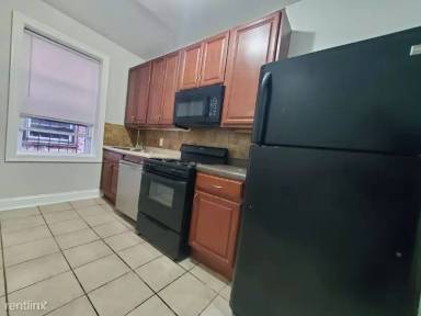 Main picture of 130 Corbin Ave