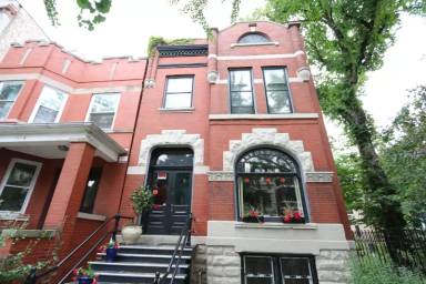 Main picture of 1114 N Damen Ave