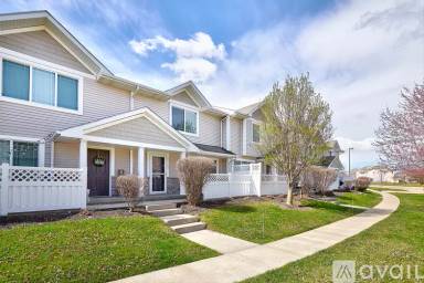 Main picture of Silver Oak Condos