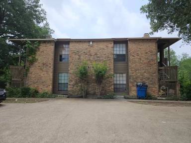 Main picture of 508 E Denton Dr