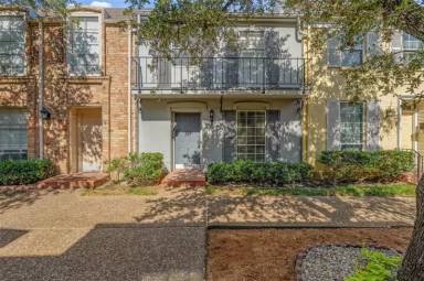 Main picture of 9825 Park Lane Ct