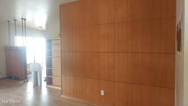 Main picture of 6016 California Ave SW