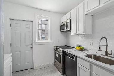 Main picture of 1527 Montpelier St