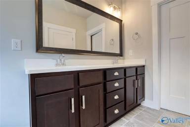 Main picture of 15629 Ironcrest Dr NW