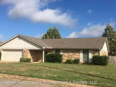 Main picture of 2835 Cypress Dr