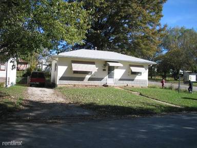 Main picture of 10500 Earl Dr