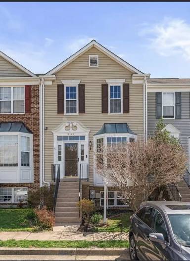 Main picture of 2404 Sandwich Ct