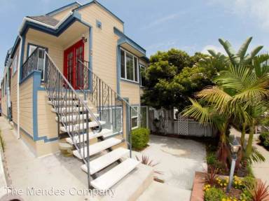 Main picture of 814 Isthmus Ct