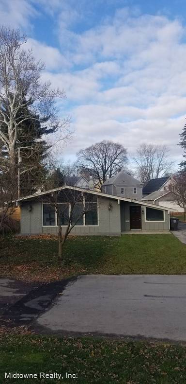 Main picture of 415 Watkins St