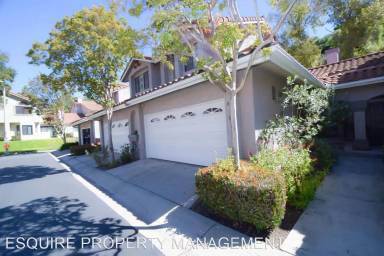 Main picture of 822 Paseo Serenata