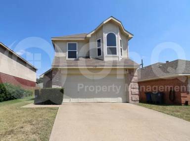 Main picture of 2320 Hunters Run Dr