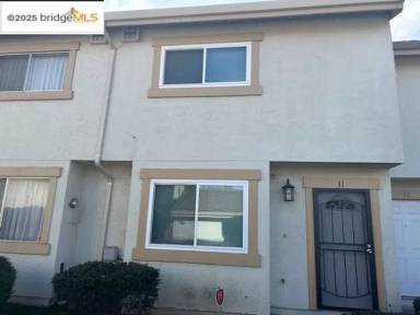 Main picture of 31 Sheffield Ct