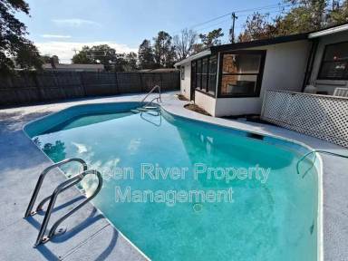Main picture of 588 Madeira Dr