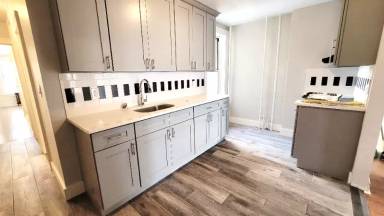 Main picture of 3042 49th St
