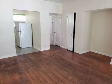 Main picture of 15 SE 18th Ct