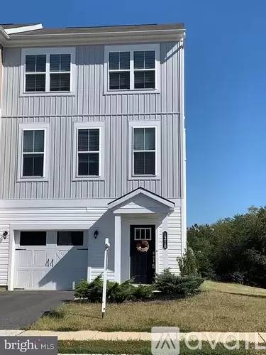 Main picture of 1210 Hudgins Farm Cir