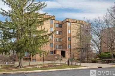 Main picture of 430 Walnut Creek Ln