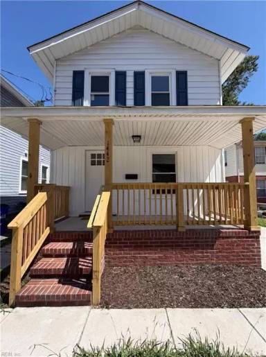 Main picture of 1442 W 41st St
