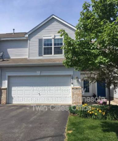 Main picture of 15316 Flower Way
