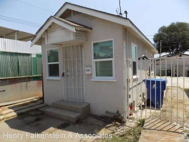 Main picture of 1342B N Wilmington Blvd