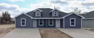 Main picture of 209 W Avenue A