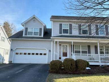 Main picture of 43 Cushing Dr