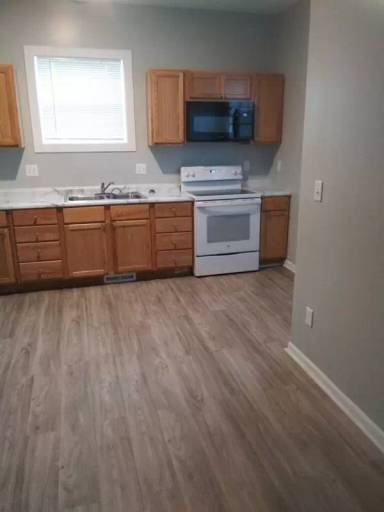 Main picture of 1020 4th St NW