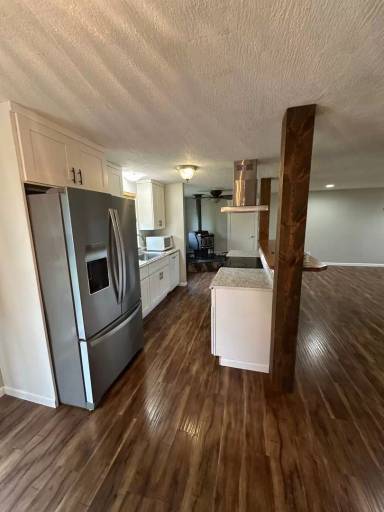 Main picture of 1494 Farm Dr