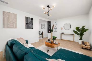 Main picture of 209 Solar Dr