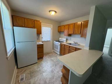Main picture of 6706 Granby St