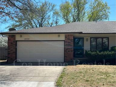 Main picture of 10729 W Nantucket St