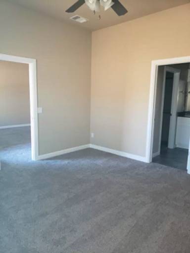 Main picture of 10704 NW 21st St