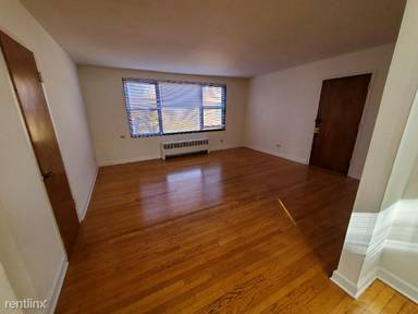 Main picture of 2839 W Rosemont Ave