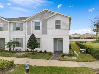 Main picture of 8946 Sydney Ave