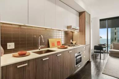 Main picture of 445 E Waterside Dr