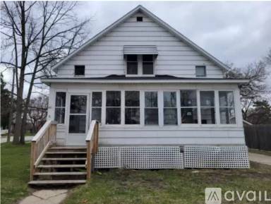 Main picture of 401 E Hines St