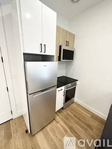 Main picture of 598 Eagle Ave