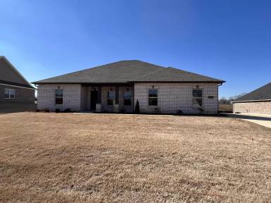 Main picture of 116 Grip Dr