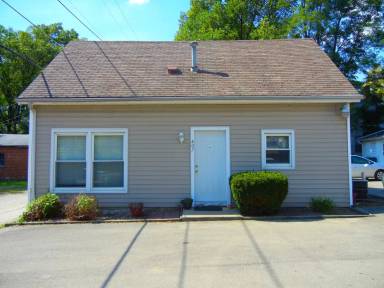 Main picture of 811-813 W University Ave