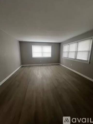 Main picture of 914 Oak Ave