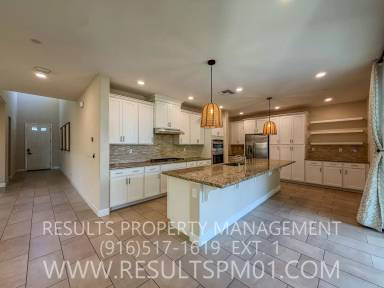 Main picture of 1549 Osborn Dr
