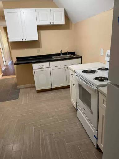 Main picture of 436 Edgewood St