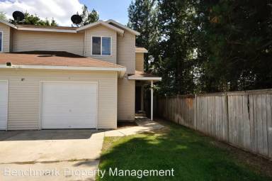 Main picture of 317 W Cherry Ave