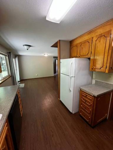 Main picture of 10115 87th Ave SW